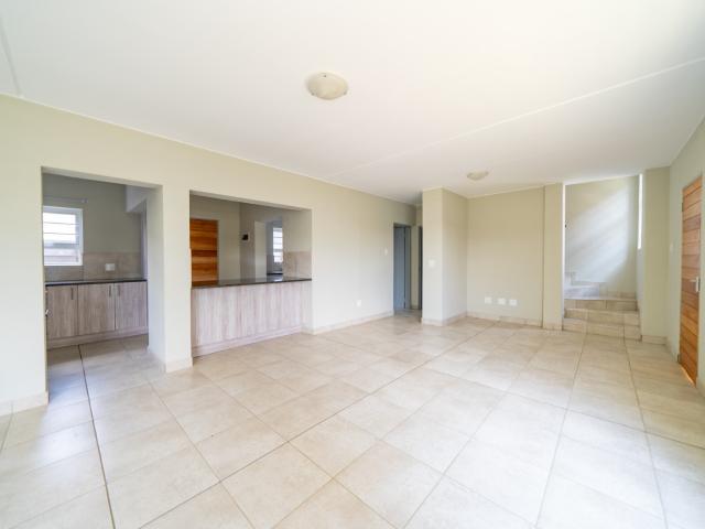 4 Bedroom House For Sale in Parkdene
