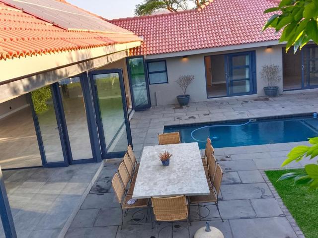 4 Bedroom house for sale in Pecanwood, Hartbeespoort