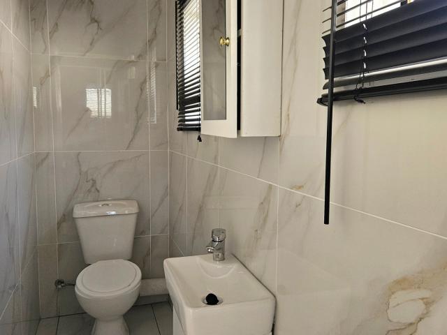 4 Bedroom House For Sale in Plantation