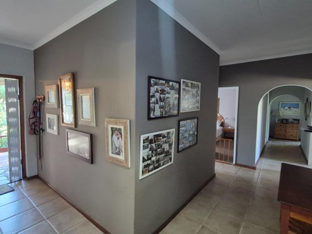 4 Bedroom House For Sale in Robertson