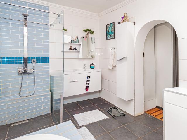 4 Bedroom House For Sale in Raceview