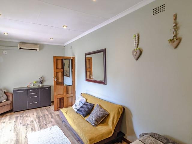 4 Bedroom House For Sale in Randhart