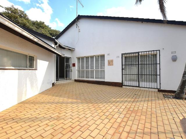4 Bedroom House For Sale in Randpark Ridge