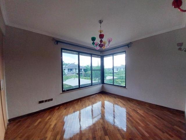 4 Bedroom house for sale in Ridgeways