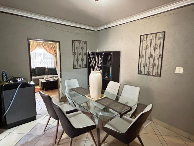 4 Bedroom House For Sale in Rustenburg North