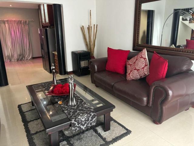 4 Bedroom house for sale in Woodland Hills Wildlife Estate, Bloemfontein