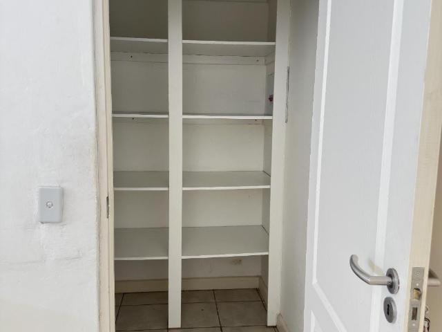 4 Bedroom House For Sale in Waterkloof