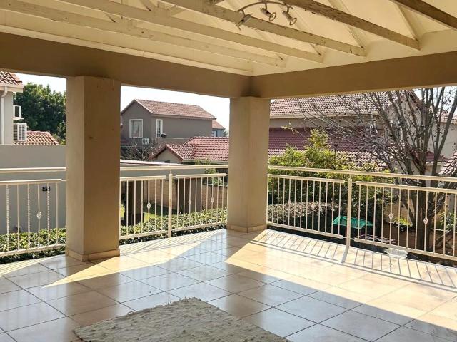 4 Bedroom House For Sale in Waterkloof East