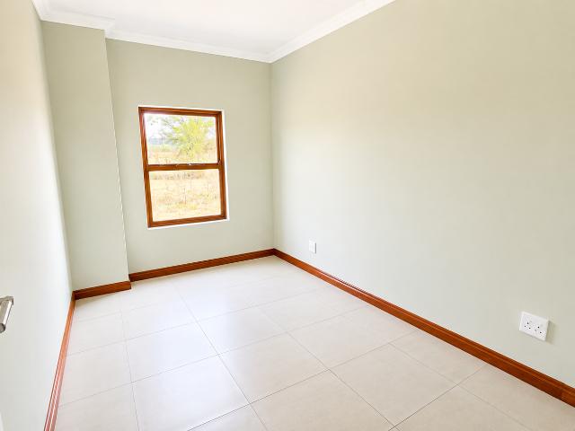 4 Bedroom House For Sale in Waterlake Farm Lifestyle Estate