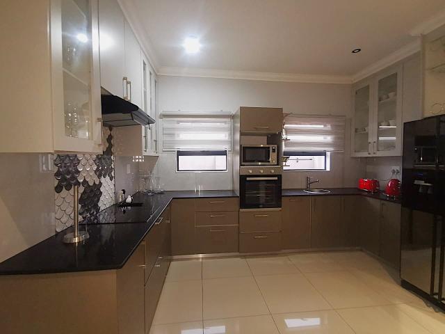 4 Bedroom House For Sale in Waterlake Farm Lifestyle Estate