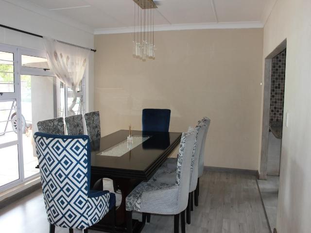 4 Bedroom house for sale in Warner Beach, Kingsburgh