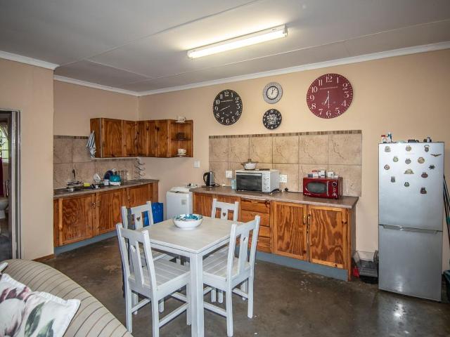 4 Bedroom House For Sale in West Acres Ext 6