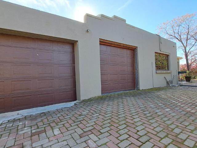 4 Bedroom house for sale in West Bank, Oudtshoorn