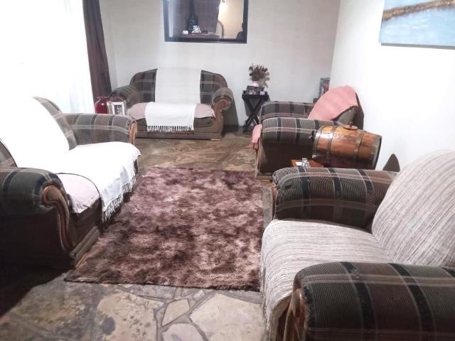 4 Bedroom House For Sale in Witbank Ext 10