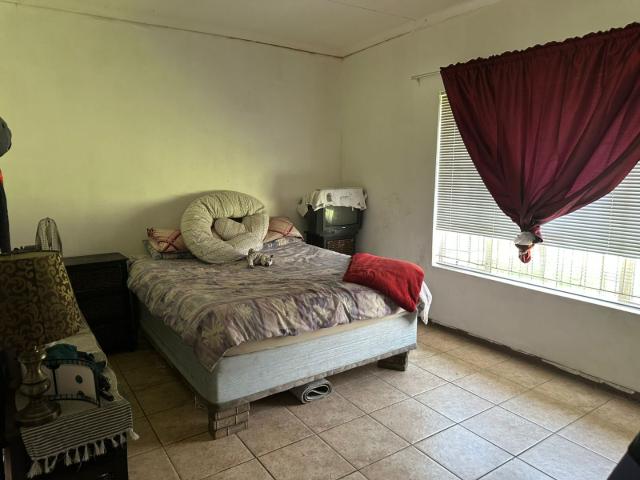 4 Bedroom House For Sale in Witbank Ext 8