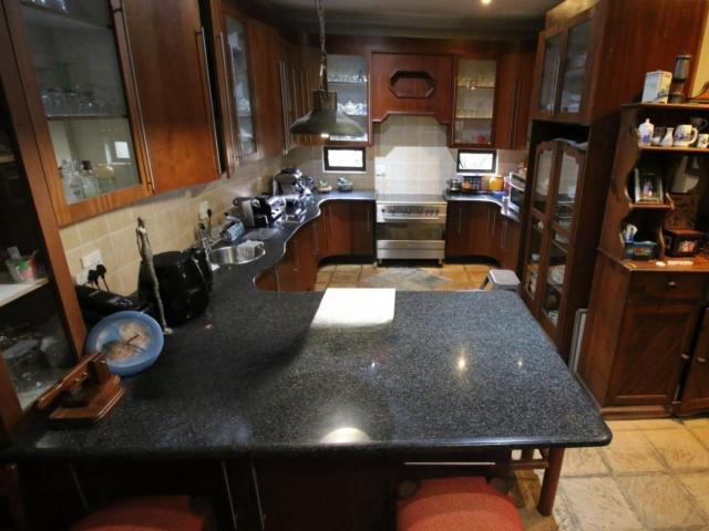 4 Bedroom House For Sale in Wigwam