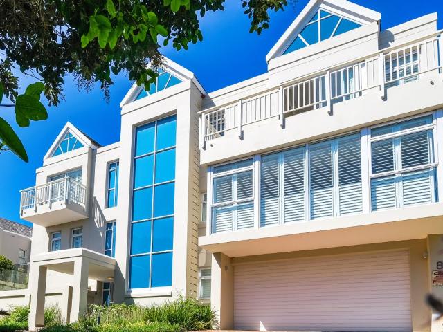 4 Bedroom House For Sale in Wilderness Central