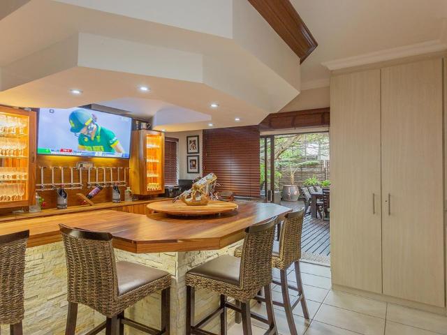 4 Bedroom house for sale in Wilderness Central