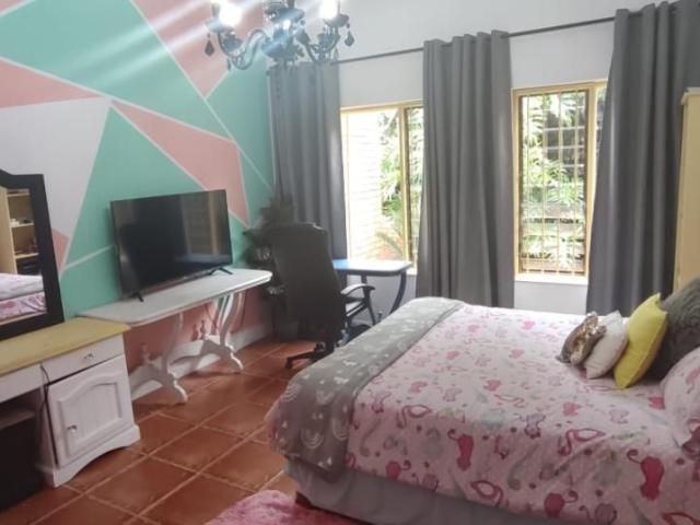 4 Bedroom house for sale in Wilkoppies, Klerksdorp