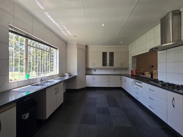 4 Bedroom House For Sale in Tedderfield AH