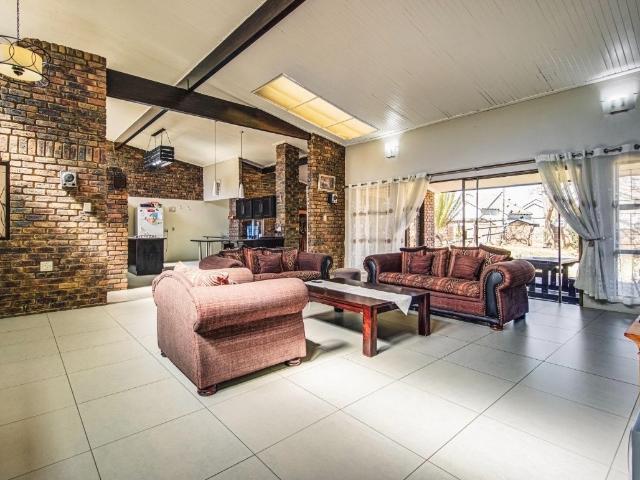 4 Bedroom House For Sale in Terenure