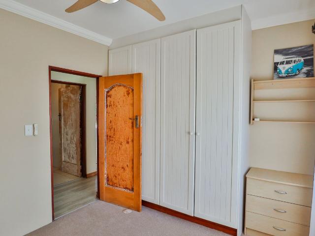 4 Bedroom House For Sale in The Coves