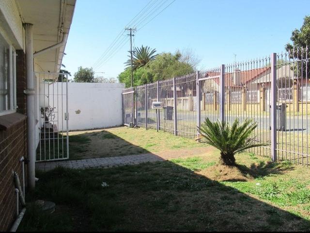 4 Bedroom House For Sale in The Hill