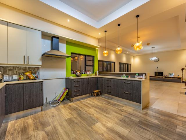 4 Bedroom House For Sale in The Hills Game Reserve Estate