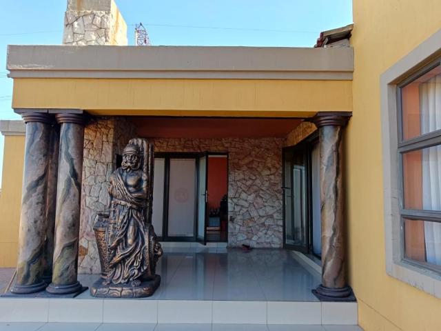 4 Bedroom house for sale in Three Rivers East, Vereeniging