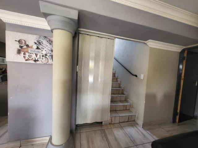 4 Bedroom House For Sale in Tlhabane West