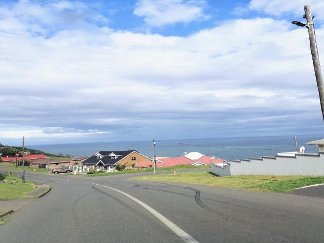 4 Bedroom house for sale in Treasure Beach, Durban