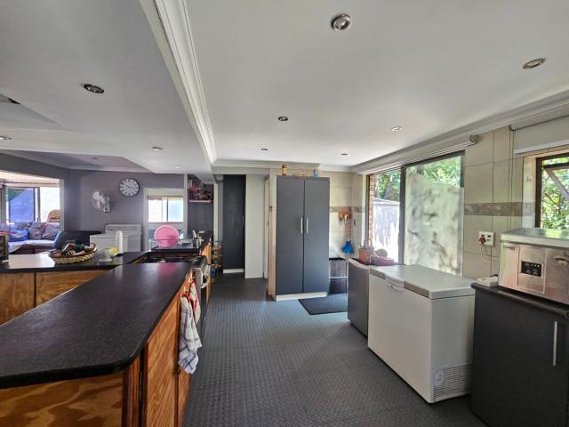 4 Bedroom House For Sale in Vaal Marina