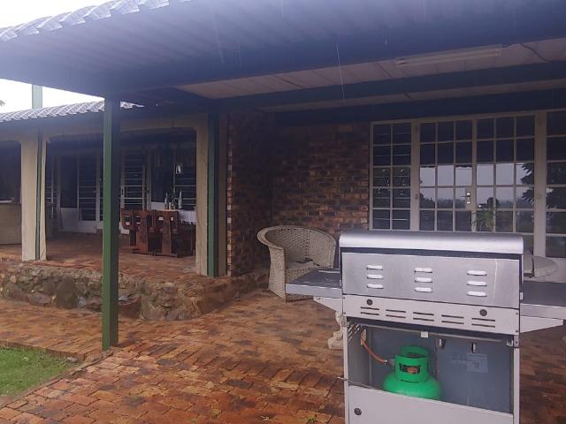 4 Bedroom House For Sale in Vaal Marina