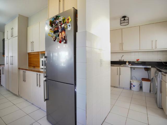 4 Bedroom House For Sale in Van Riebeeckstrand