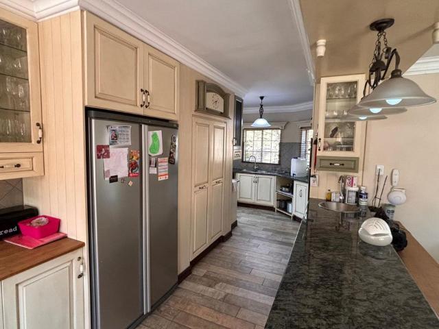 4 Bedroom house for sale in Vanderbijlpark SW 5