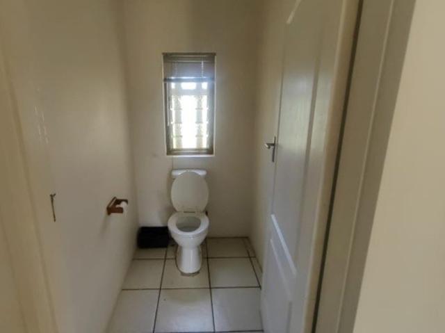 4 Bedroom House For Sale in Vanes Estate