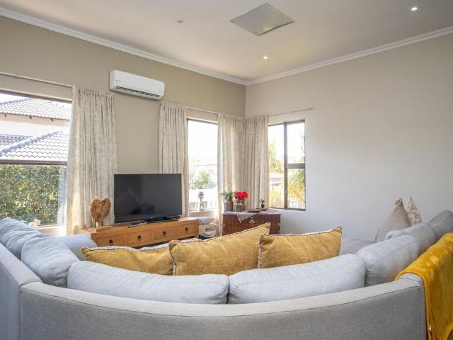 4 Bedroom house for sale in Xanadu, Hartbeespoort