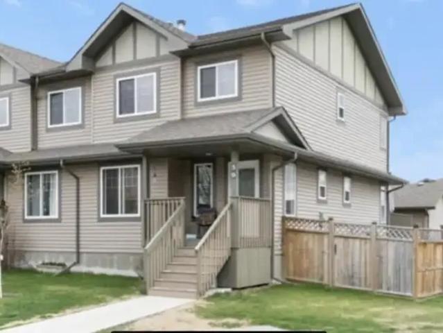 4 Bedroom House Fort Saskatchewan AB 102883178