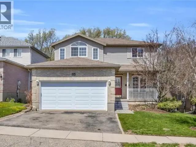4 Bedroom House Kitchener ON 101725460