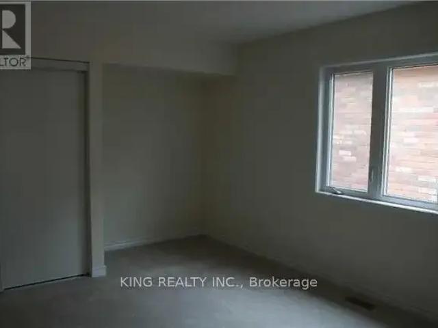4 Bedroom House Kitchener ON 102701469