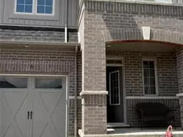 4 Bedroom House Kitchener ON 104257458