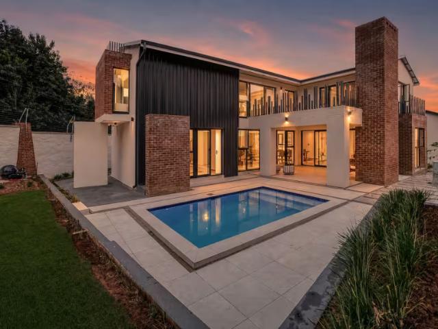 4 Bedroom House Helderfonte Helderfonte 103415048