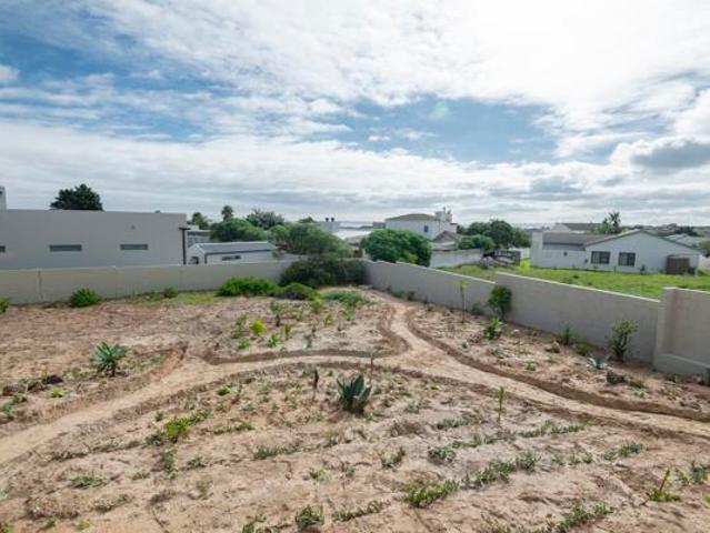 4 Bedroom House in Country Club