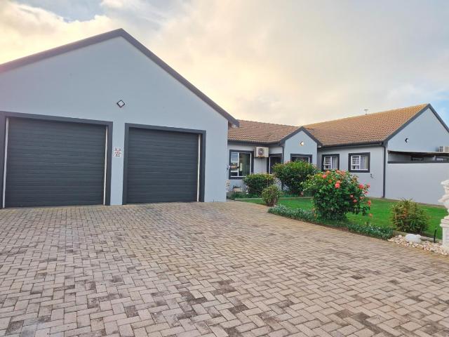 4 Bedroom House in Country Club
