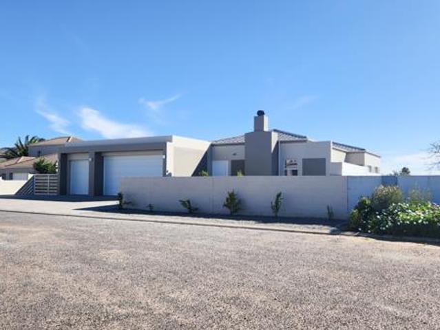 4 Bedroom House in Country Club