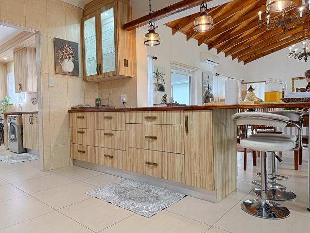 4 Bedroom House in Country Club