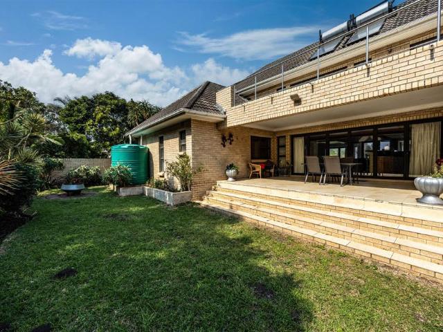 4 Bedroom House in Cove Rock