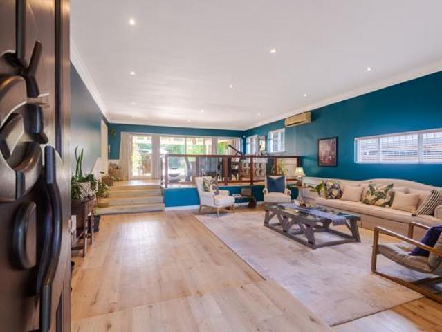 4 Bedroom House in Constantia