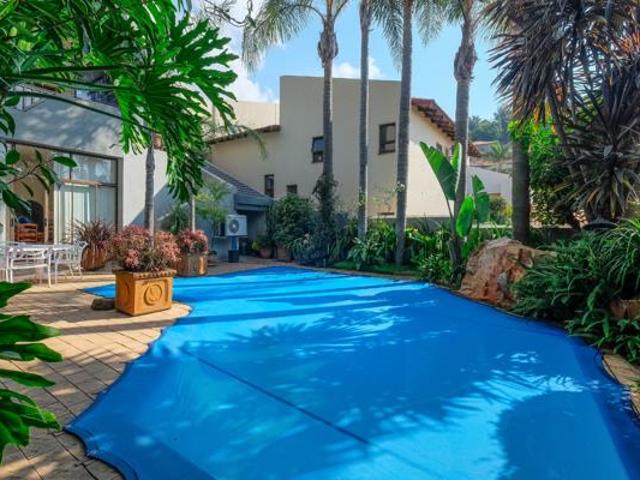 4 Bedroom House in Constantia Kloof
