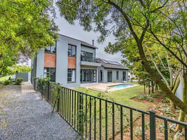 4 Bedroom House in Copperleaf Estate